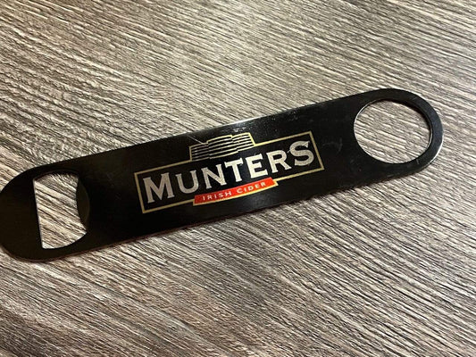 Munters Bottle Opener Raise the Bar Print and Design - Raise the Bar