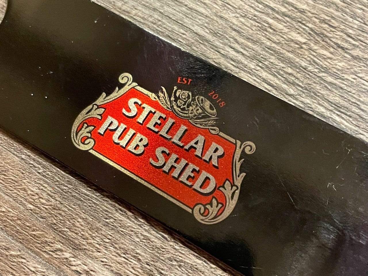 Stella Pub Shed Bottle Opener Raise the Bar Print and Design - Raise the Bar